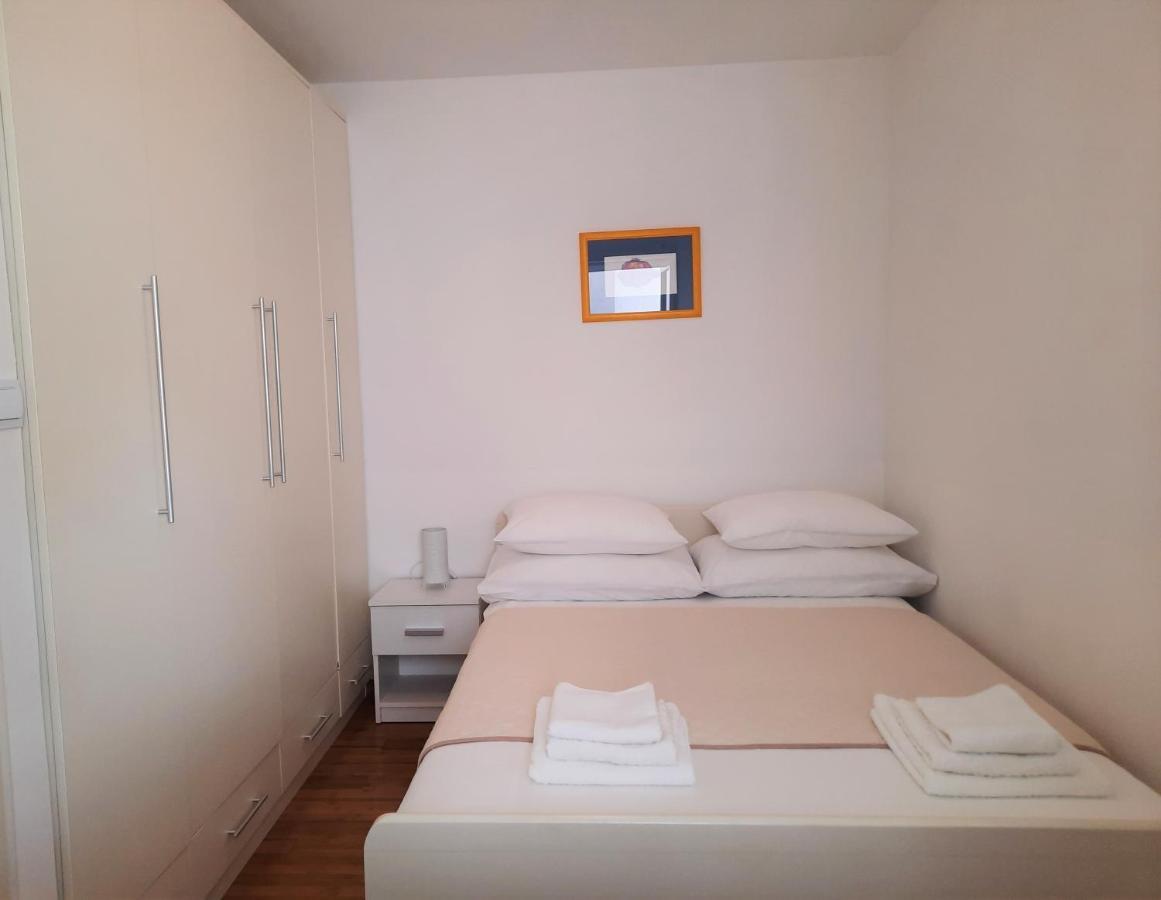 Apartment Mato Barbariga Bagian luar foto