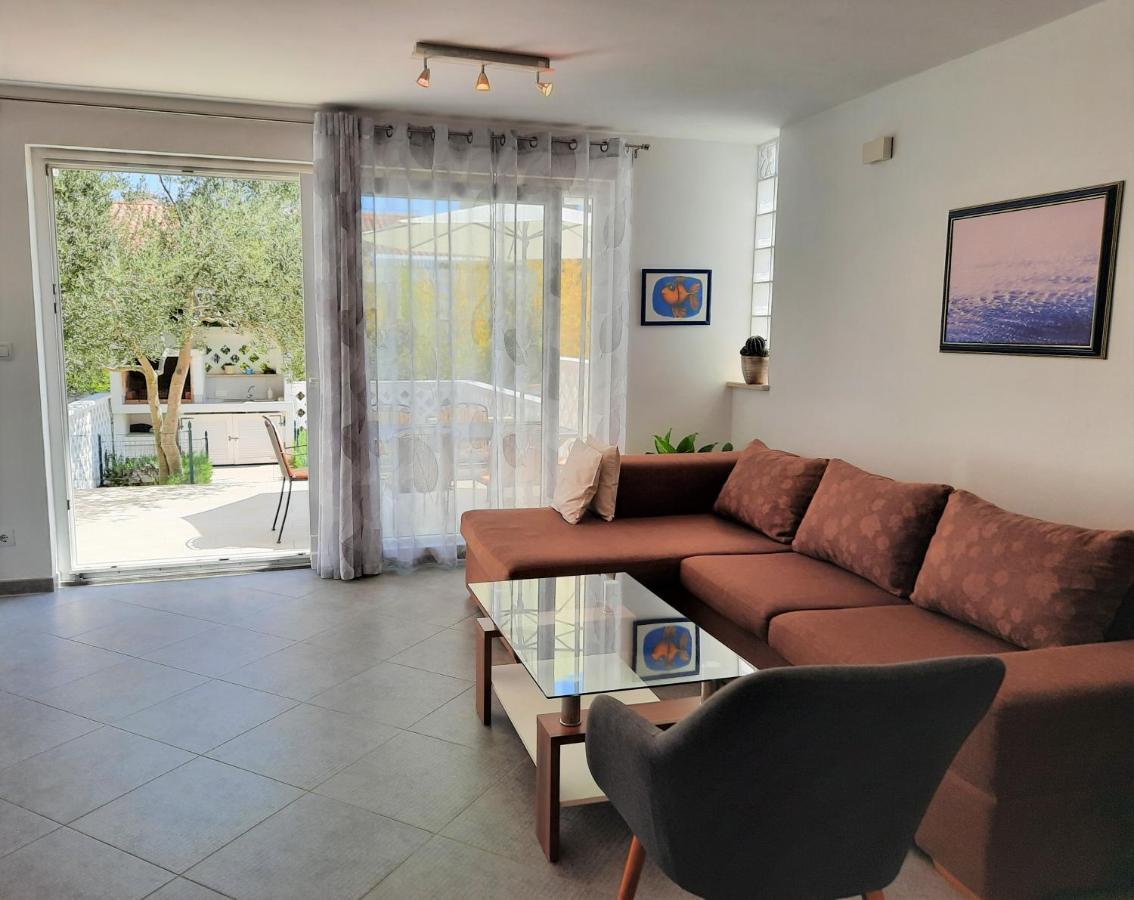 Apartment Mato Barbariga Bagian luar foto