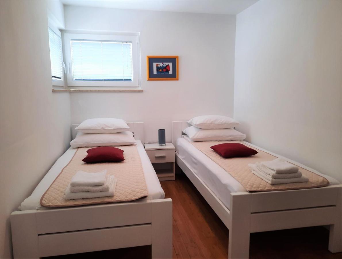 Apartment Mato Barbariga Bagian luar foto